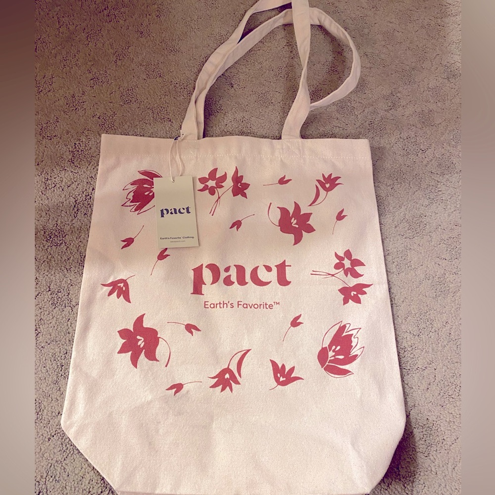 Pact Tote